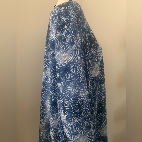 Catherines plus size 3x gorgeous deep blue top - Picture 4 of 6